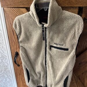 Marmot Cream and Black Fleece Vest